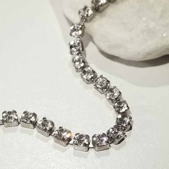 Vintage Rhinestone Bracelet - Picture 3 of 7